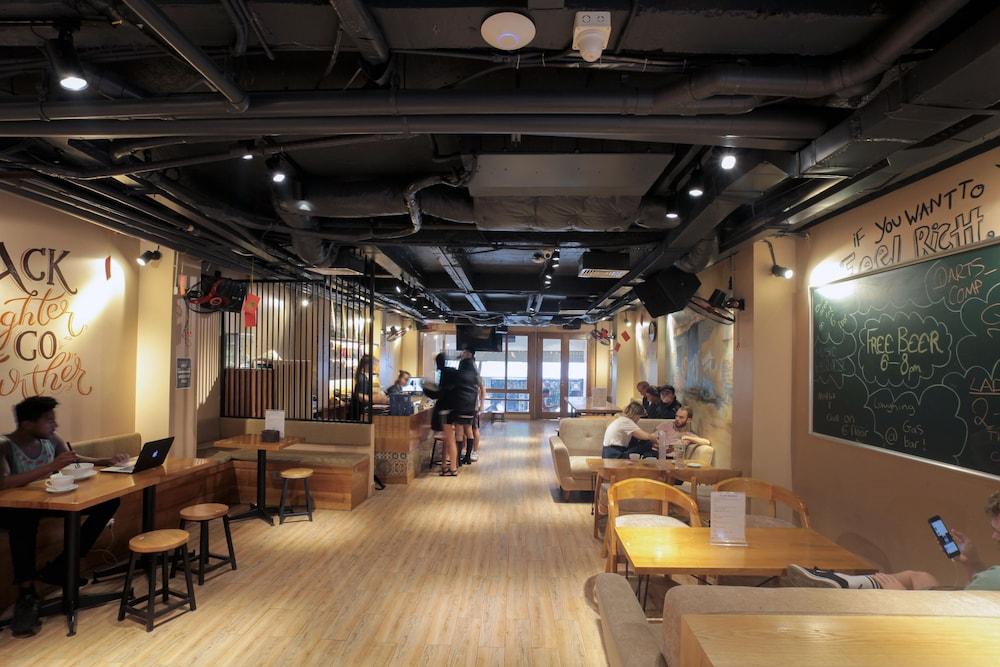 Reddoorz Hostel @ Signature Inn ฮานอย ภายนอก รูปภาพ