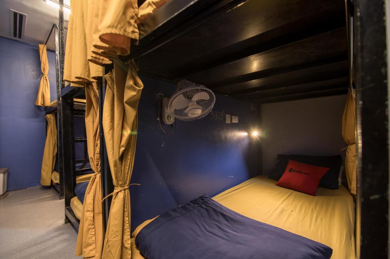 Reddoorz Hostel @ Signature Inn ฮานอย ภายนอก รูปภาพ