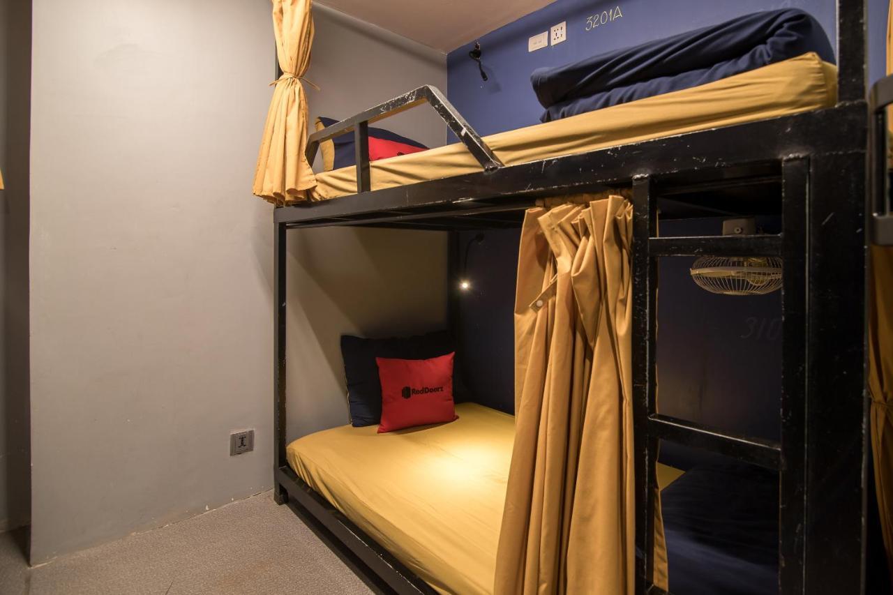 Reddoorz Hostel @ Signature Inn ฮานอย ภายนอก รูปภาพ